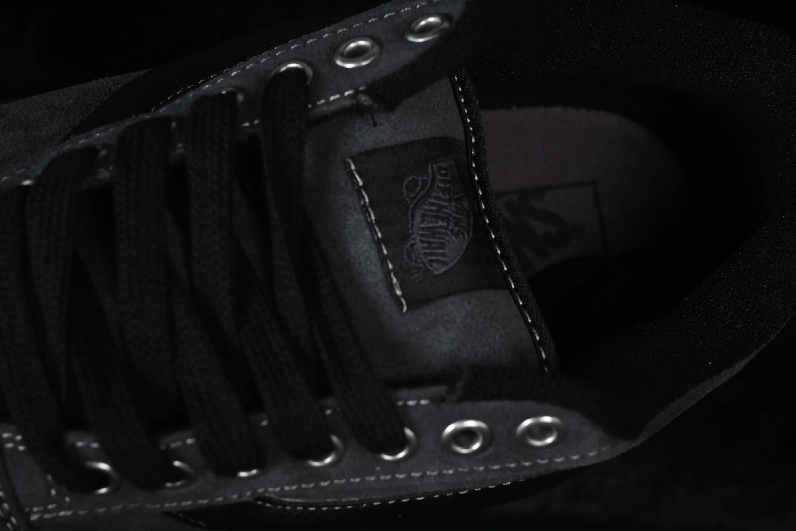 All categories Vans Vans series Vans Low Vans low-top Vans Sku-Skool Vans official low-top casual sneakers VN009QCBDAK